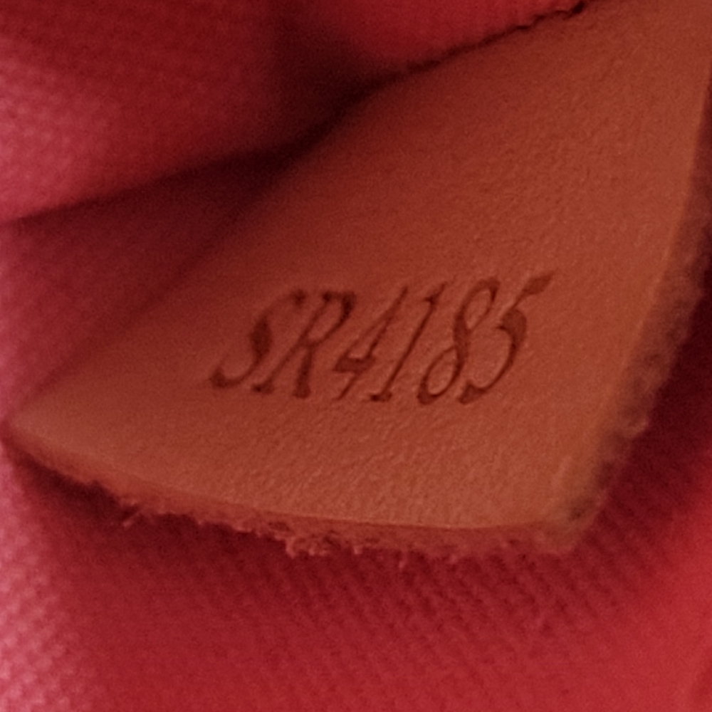 Louis Vuitton Monogram Vernis Pasadena, Authentic w/COA.. - Picture 11 of 16